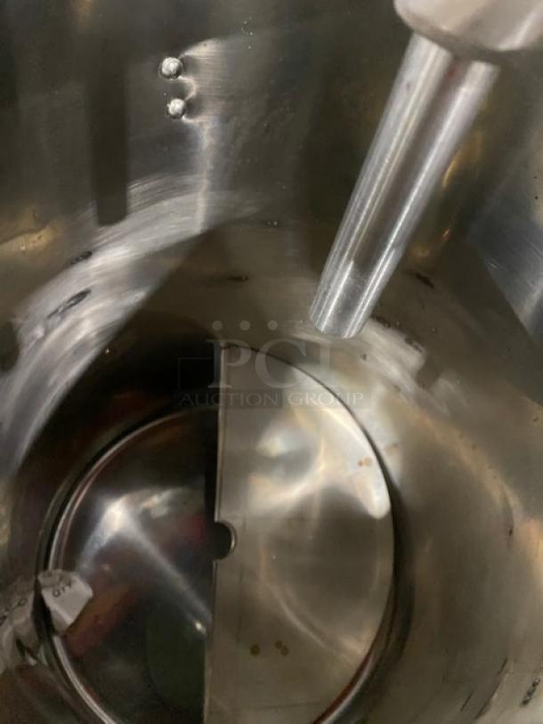 Attias Commercial Red Heavy Duty Floor Style Chocolate Kettle Mixer! Model: USA30! 115V 1 Phase! - Image 7 of 8