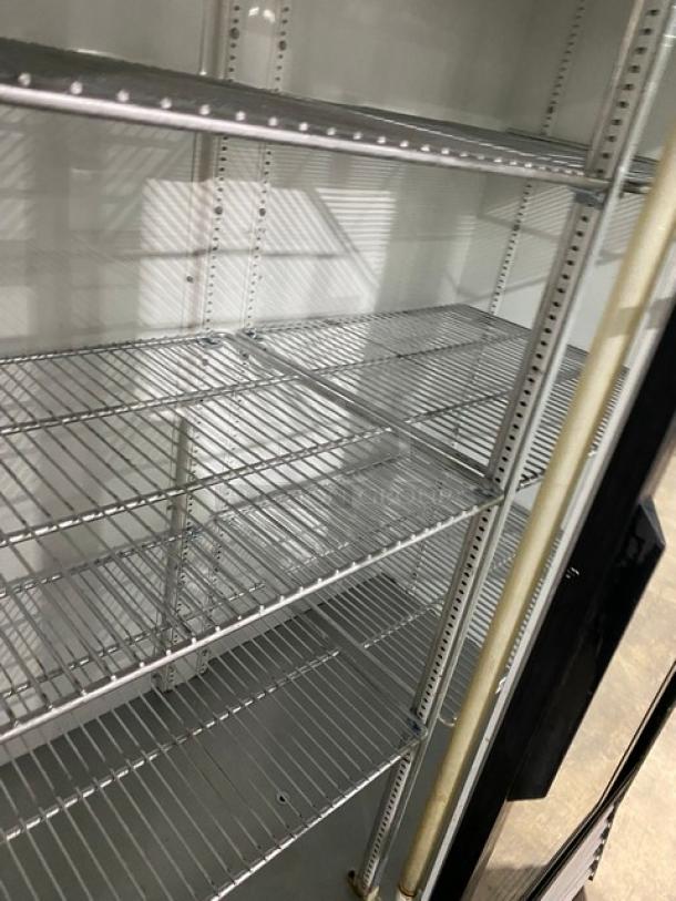 True Commercial Black Double Sliding Glass Door Reach In Refrigerator Merchandiser! With Wire Racks! Model: GDM-45 SN:1-3042799! 115V 1 Phase! - Image 5 of 8