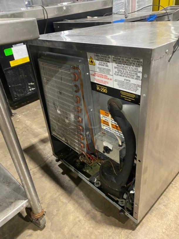Delfield Commercial Stainless Steel Single Door Undercounter Worktop Refrigerator! Model: 406P-STAR2 SN: 2001152001125! 115V 1 Phase! On Casters! - Image 4 of 7