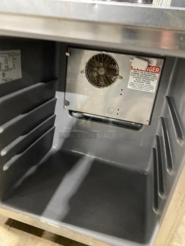 Delfield Commercial Stainless Steel Single Door Undercounter Worktop Refrigerator! Model: 406P-STAR2 SN: 2001152001125! 115V 1 Phase! On Casters! - Image 5 of 7