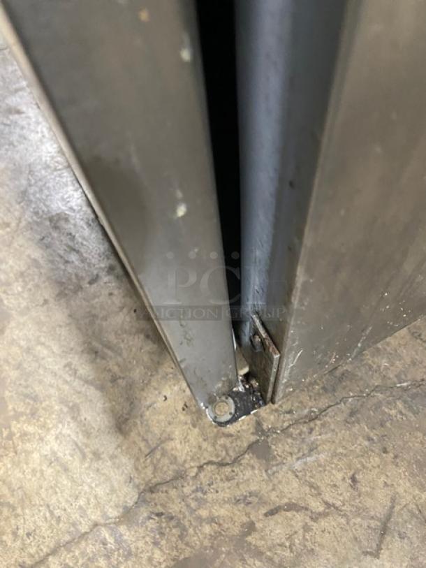 Delfield Commercial Stainless Steel Single Door Undercounter Worktop Refrigerator! Model: 406P-STAR2 SN: 2001152001125! 115V 1 Phase! On Casters! - Image 7 of 7