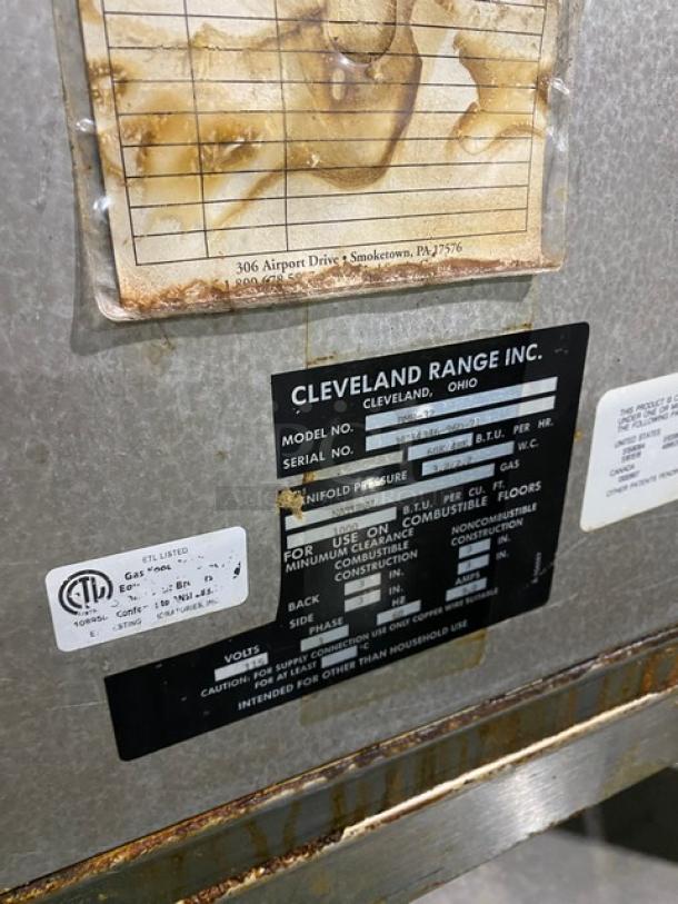 Cleveland Range Boston Market Style Commercial Stainless Steel Natural Gas Powered Open Display Rotisserie Convection Oven! With Single Undershelf Base! Model: BMR32 SN: WC34346-96D-71! 115V 1 Phase! On Casters! - Image 4 of 8