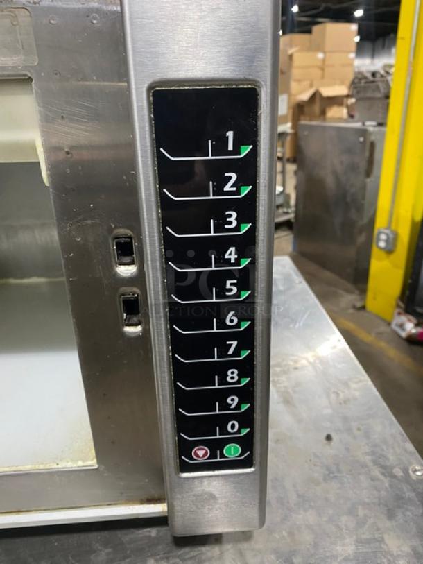 MenuMaster Commercial Stainless Steel Countertop Microwave Oven! With Programable Touch Pad! Model: MRC30S2 SN: 1812140122! 208/240V! - Image 7 of 8