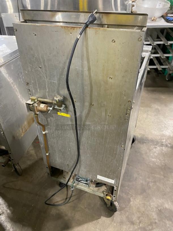 FryMaster Commercial Stainless Steel Natural Gas Powered Pasta Cooker/Rethermalizer! With Back Splash! Model: FBCR18CSE SN: 1412HR0006! 110-120V 1 Phase! On Casters! - Image 4 of 10