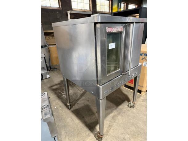 Blodgett Commercial Stainless Steel Natural Gas Powered Single Stack Convection Oven! With Wired Oven Racks! On Legs With Casters! - Image 2 of 7