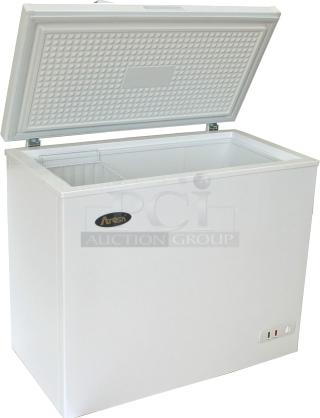 BRAND NEW IN BOX! Atosa MWF9007 Solid Top Chest Freezer 7 Cubic Feet. 115 Volts, 1 Phase. Tested and Working!