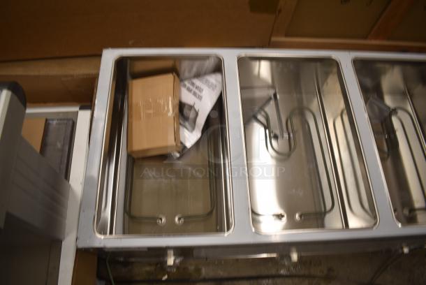 BRAND NEW SCRATCH AND DENT! 2024 ServIt 423EST5WOPB Stainless Steel Commercial Electric Powered 5 Bay Steam Table. 208/240 Volts, 1 Phase. - Image 5 of 8