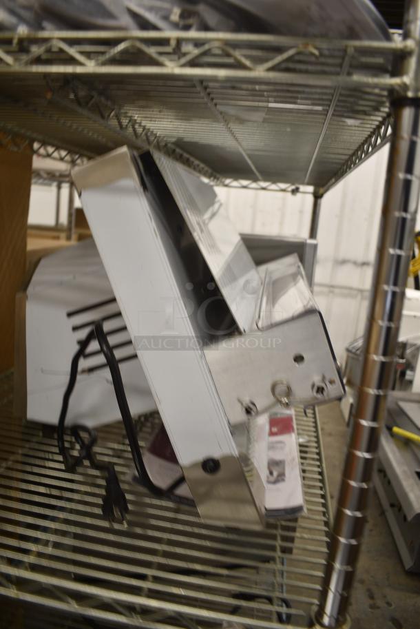 BRAND NEW SCRATCH AND DENT! Estella 348EDS18S Stainless Steel 18" Countertop One Stage Dough Sheeter. 120 Volts, 1 Phase. Tested and Working! - Image 3 of 8