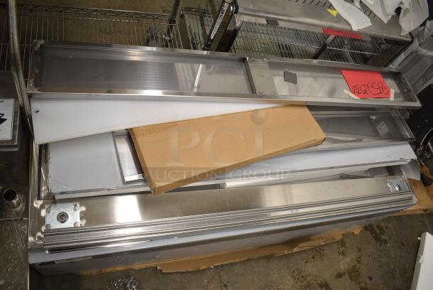 BRAND NEW SCRATCH AND DENT! 2024 ServIt 423EST4WSFBH Stainless Steel Four Pan Sealed Well Electric Steam Table with Fully Enclosed Base. 240 Volts. - Image 3 of 7