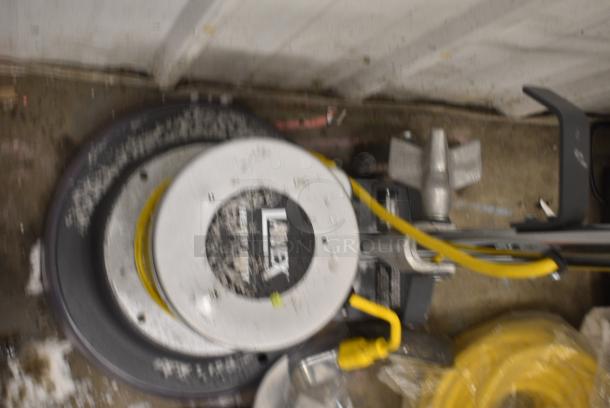 BRAND NEW SCRATCH AND DENT! 2024 Lavex 978LPS13S 13" Single Speed Rotary Floor Machine. 120 Volts, 1 Phase. Tested and Working! - Image 3 of 5