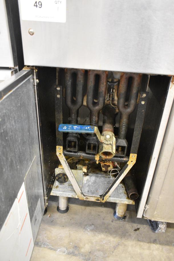 Imperial Stainless Steel Commercial Floor Style Gas Powered Deep Fat Fryer. - Image 2 of 6