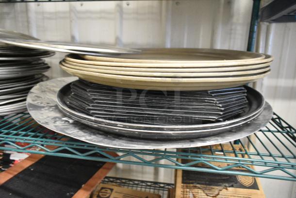 45 Various Metal Baking Pans. 45 Times Your Bid! - Image 2 of 3