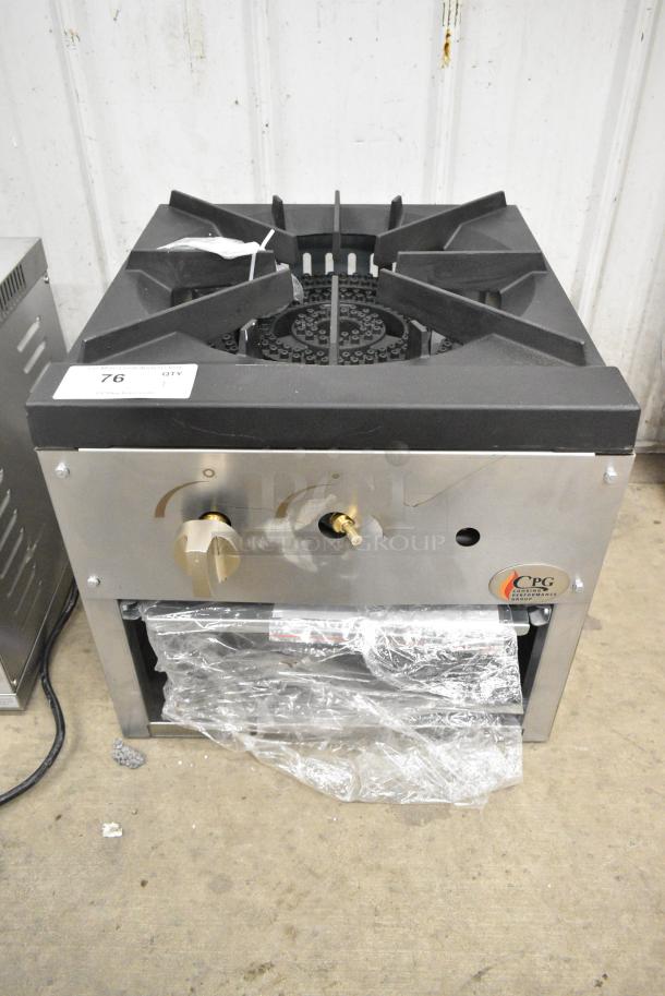 BRAND NEW SCRATCH AND DENT! Cooking Performance Group CPG-SP-18-N Natural Gas Stock Pot Range - 80,000 BTU - Image 1 of 5