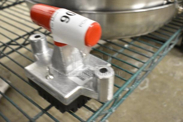 BRAND NEW SCRATCH AND DENT! Vollrath 29724VK 15060 Redco Pusher for Vollrath Redco InstaCut 3.5 - Tabletop Mount - Image 3 of 5