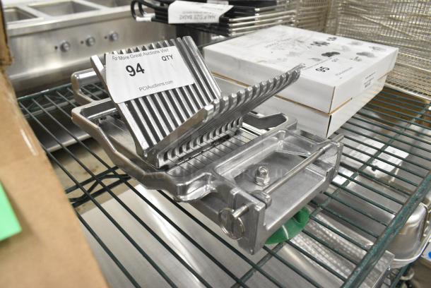 BRAND NEW SCRATCH AND DENT! Garde Metal Countertop Cutter - Image 2 of 5