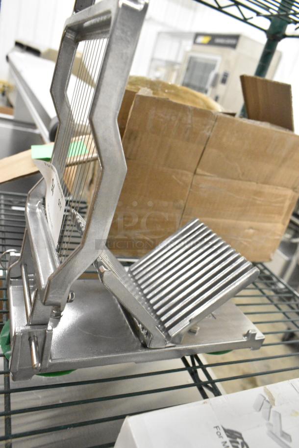 BRAND NEW SCRATCH AND DENT! Garde Metal Countertop Cutter - Image 4 of 5