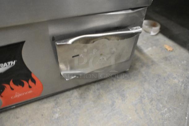 Vollrath Cayenne FTA 8024 Stainless Steel Commercial Countertop Electric Powered Flat Top Griddle. 220 Volts, 1 Phase. - Image 4 of 7