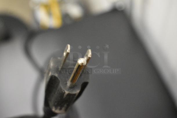 BRAND NEW SCRATCH AND DENT! Galaxy 177CRG3B Metal Mini Cooler Merchandiser. 110-120 Volts, 1 Phase. Tested and Powers On But Does Not Get Cold - Image 5 of 6