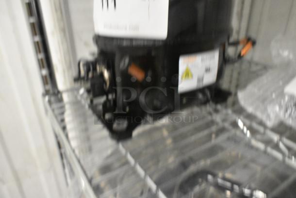 BRAND NEW SCRATCH AND DENT! Cubigel NUT70NR Motor. 115-127 Volts, 1 Phase. - Image 2 of 3