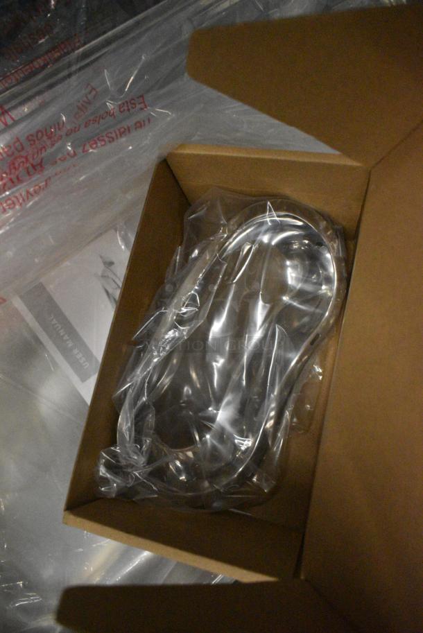 BRAND NEW SCRATCH AND DENT! Acopa Stainless Steel Voyage Chafer - Image 5 of 5