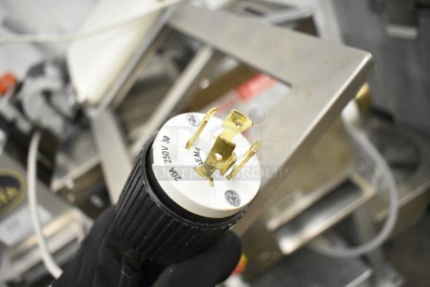 Arcobaleno AMFE50 Liliana Stainless Steel Commercial Floor Style Pasta Extruder Machine. 220 Volts, 3 Phase. Goes GREAT w/ Item 116! - Image 10 of 14