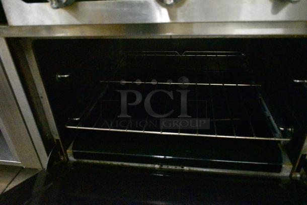 Southbend S60DD-3GL Stainless Steel Commercial Natural Gas Powered Flat Top Griddle w/ 4 Burner Range, 2 Ovens, Over Shelf and Back Splash. - Image 7 of 10