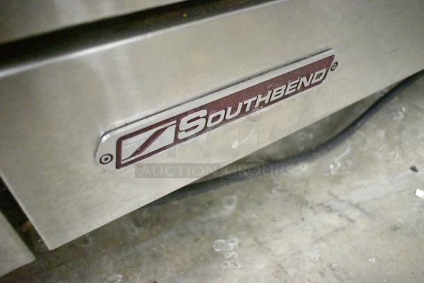 Southbend S60DD-3GL Stainless Steel Commercial Natural Gas Powered Flat Top Griddle w/ 4 Burner Range, 2 Ovens, Over Shelf and Back Splash. - Image 9 of 10