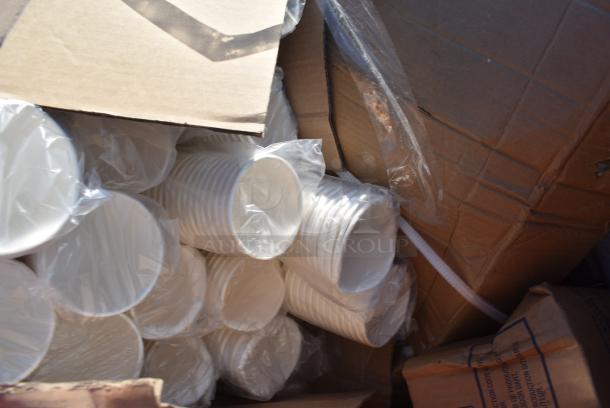15 BRAND NEW! Boxes Including TC32 CUP 32oz PET STRAIGHT 300 ULTRA CLEAR, 636TS,DL639, Dart 32TJ32 32 oz. White Customizable Foam Cup - 500/Case, Lavex Slim Jim Trash Cans. 15 Times Your Bid! - Image 7 of 11