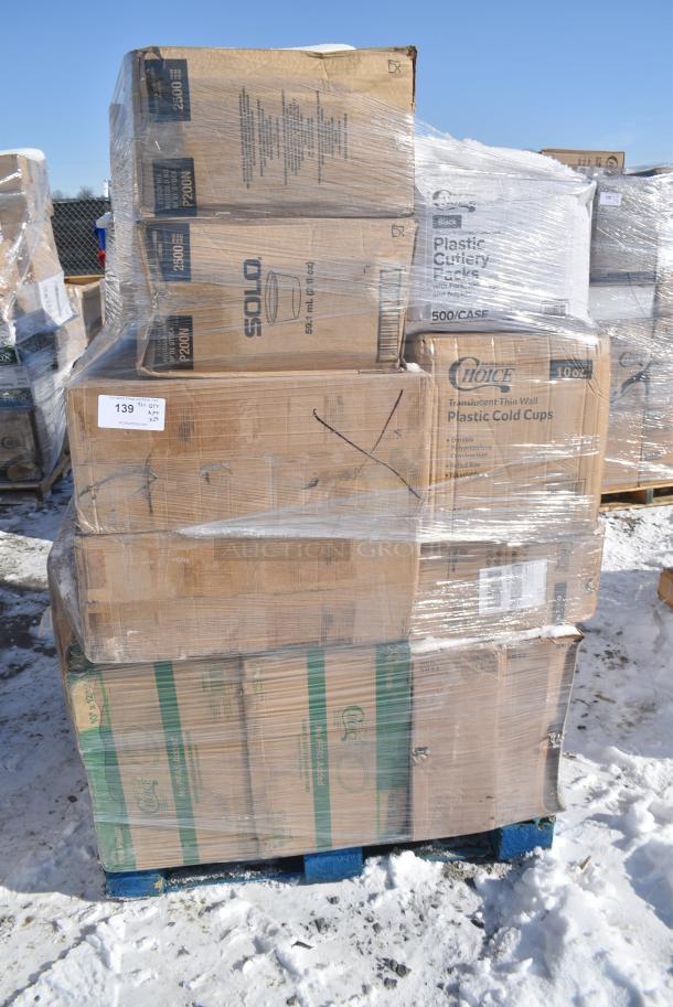 25 BRAND NEW! Boxes Including 760VP85 Carnival King Kraft 85 oz. Popcorn Bucket - 150/Case, 50012DWALLW Choice 12 oz. White Smooth Double Wall Paper Hot Cup - 500/Case, 500FC100 Cups, 346WKFSNM Choice Medium Weight White Wrapped Polypropylene Plastic Cutlery Set with Napkin - 250/Case, 347BP10BK Choice 10 1/4" Black Plastic Plate - 500/Case, 394385L Noble Products White Powder-Free Disposable Latex Gloves for Foodservice - Large - 1000/Case. 25 Times Your Bid! - Image 1 of 10