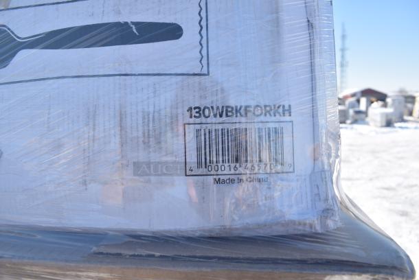 30 BRAND NEW! Boxes Including 130WBKFORKH Choice Black Heavy Weight Wrapped Polystyrene Plastic Fork - 1000/Case, 760VP85 Carnival King 85 oz. Popcorn Bucket - 150/Case, 500MF883B3C Choice 8" x 8" 3-Compartment Microwaveable Black Mineral-Filled Plastic Hinged Take-Out Container - 150/Case, TP12 Paragon 1112110 Commercial Theater 12 oz. Popcorn Machine, 612FFL1230 Choice Foil Steam Table Pan Lid - Full Size - 50/Case, 130BKFKSNX500 Choice Black Extra Heavy Weight Wrapped Polystyrene Plastic Cutlery Pack with Napkin - 500/Case, 347BP9BK Choice 9" Black Plastic Plate - 500/Case, 500MFT Lavex White M-Fold (Multifold) Towel - 4000/Case, 500CC16 Choice Clear PET Customizable Plastic Cold Cup - 16 oz. - 1000/Case, 4 Box 394325L Noble NexGen Powder-Free Disposable Blue Hybrid 3 Mil Thick Gloves - Large - 1000/Case, 500CC32P Choice Clear PET Plastic Cold Cup - 32 oz. - 500/Case, 760SOUP12WPA Choice 12 oz. White Double Poly-Coated Paper Food Cup with Vented Paper Lid - 250/Case. 30 Times Your Bid! - Image 5 of 19