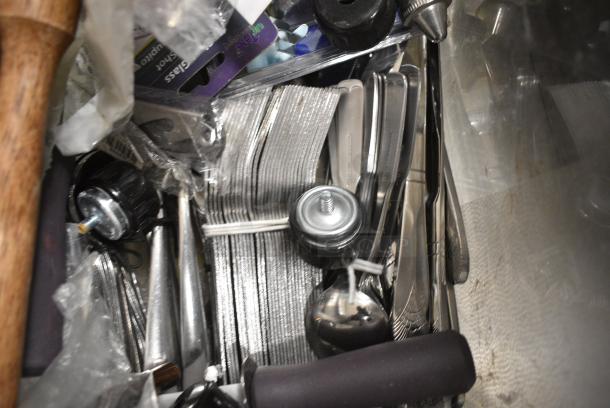 ALL ONE MONEY! Lot of Various Items Including Measuring Cups and Ink Ribbons - Image 5 of 5