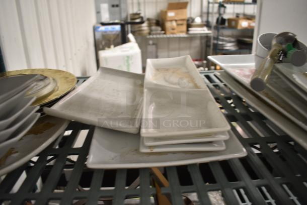 ALL ONE MONEY! Tier Lot of Various Items Including Ceramic Plates - Image 4 of 5