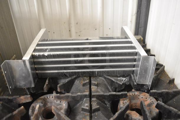 BRAND NEW SCRATCH AND DENT! 6R4K350L Metal Condensing Coil - Image 3 of 5