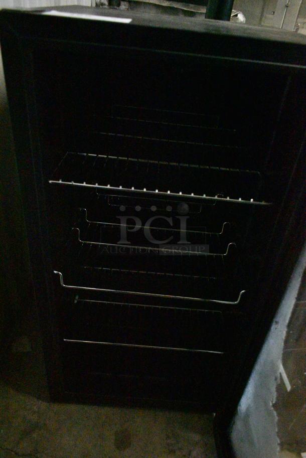 Whynter BR-130SB Min Cooler Merchandiser. 115 Volts, 1 Phase. Tested and Working! - Image 4 of 6