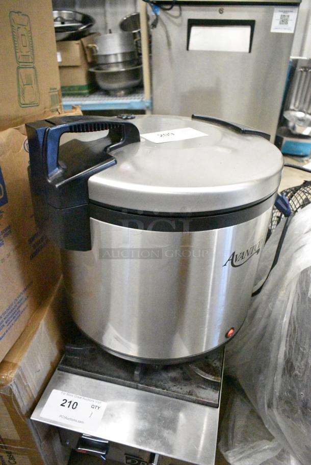Avantco 177RW92 Stainless Steel Commercial Countertop Rice Warmer. 120 Volts, 1 Phase. Tested and Working! - Image 2 of 6