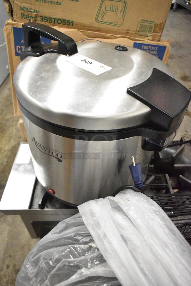 Avantco 177RW92 Stainless Steel Commercial Countertop Rice Warmer. 120 Volts, 1 Phase. Tested and Working! - Image 3 of 6