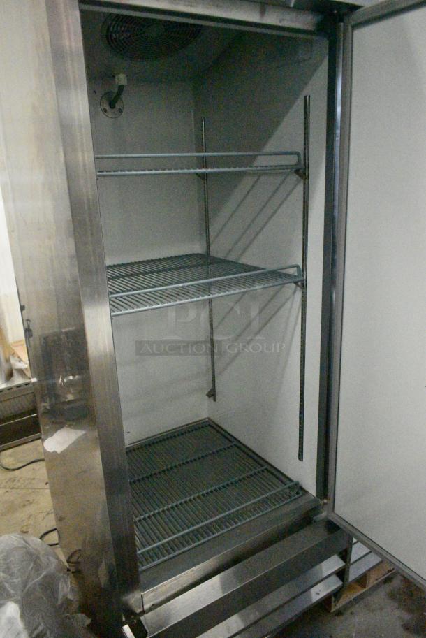 BRAND NEW SCRATCH AND DENT! 2024 Avantco 178A23RHC Stainless Steel Commercial Single Door Reach In Cooler w/ Poly Coated Racks on Commercial Casters. 115 Volts, 1 Phase. Tested and Working! - Image 4 of 6