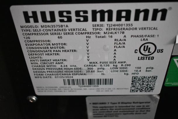 BRAND NEW SCRATCH AND DENT! 2024 Hussmann MDN3575B1A Metal Commercial Grab N Go Merchandiser. See Pictures for Broken Glass. 120 Volts, 1 Phase. Cannot Test Due To Plug Style - Image 8 of 8