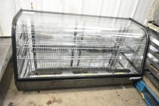 BRAND NEW SCRATCH AND DENT! Avantco 360BCC48HCB 48" Black Refrigerated Countertop Bakery Display Case with LED Lighting. 115 Volts, 1 Phase. Tested and Working!