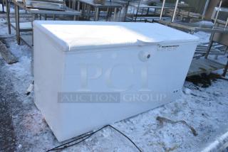 General Electric GE Chest Freezer w/ Hinge Lid. 115 Volts, 1 Phase.