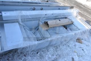 BRAND NEW SCRATCH AND DENT! Steelton 522CS31824LR 90" 18-Gauge Stainless Steel Three Compartment Commercial Sink with 2 Drainboards - 18" x 24" x 12" Bowls. No Legs.