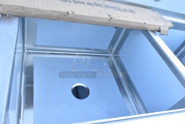 BRAND NEW SCRATCH AND DENT! Regency 600S42424224 Stainless Steel 4 Bay Sink w/ Left Side Drain Board. - Image 4 of 9