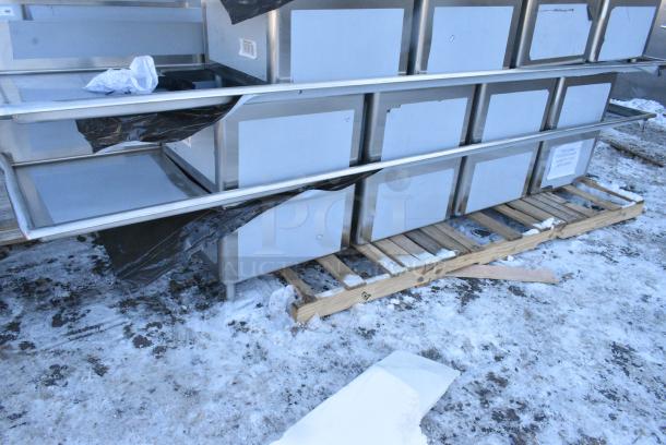 BRAND NEW SCRATCH AND DENT! Regency 600S42424224 Stainless Steel 4 Bay Sink w/ Left Side Drain Board. No Legs. - Image 2 of 5