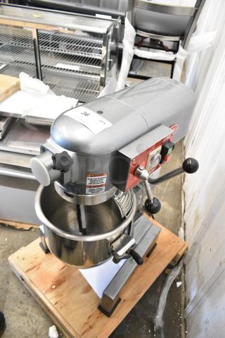 BRAND NEW SCRATCH AND DENT! Avantco 177MX10H Metal Commercial 10 Quart Planetary Dough Mixer w/ Stainless Steel Mixing Bowl, Bowl Guard, Dough Hook, Whisk and Paddle Attachments. 120 Volts, 1 Phase. Tested and Working!