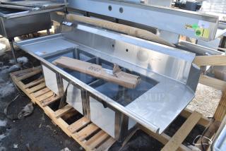 BRAND NEW SCRATCH AND DENT! Regency 600DDTS684LFT Stainless Steel Commercial 3 Bay Sink w/ Left Side Drain Board.