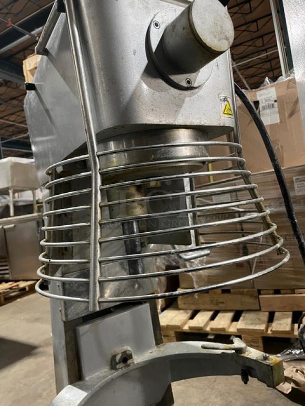 Primo Commercial Metallic Gray Finished Gear Driven 30 Quart Planetary Mixer! Model: PM30 SN: 18010301084! 110V 1 Phase! - Image 8 of 10