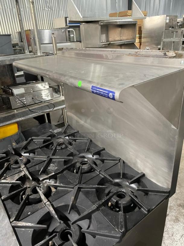 Vulcan Commercial Stainless Steel Natural Gas Powered 6 Burner Range/Oven Combo! With Back Splash & Overhead Salamander Shelf! With Wired Oven Rack! On Legs! - Image 11 of 11