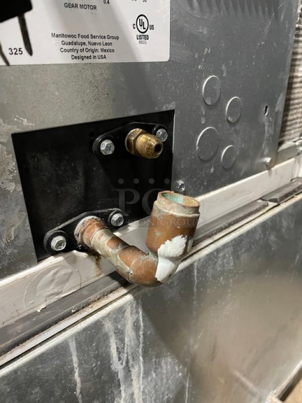 Manitowoc Indigo Series Commercial Stainless Steel Air Cooled Half Cube Ice Machine Head! Energy Star Certified! Model: IY0304A-161 SN: 1120177927! With Manitowoc Commercial Ice Bin! Model: B170 SN: 1120123071! 115V 1 Phase! On Legs! - Image 7 of 13