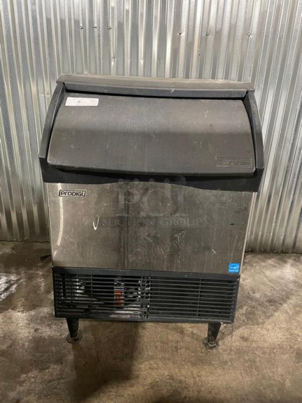 Scotsman Prodigy Series Commercial Stainless Steel Air-Cooled Undercounter Medium Cubed Ice Machine/Storage Bin Combo! Energy Star Certified! With Top Sliding Lid! Model: CU2026MA-1A SN: 10061320010830! 115V 1 Phase! On Legs! - Image 1 of 12