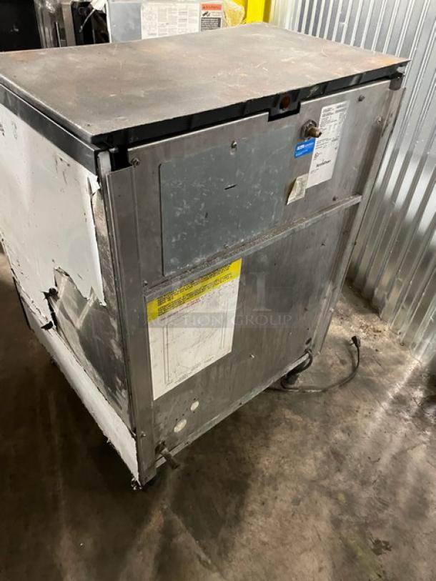 Scotsman Prodigy Series Commercial Stainless Steel Air-Cooled Undercounter Medium Cubed Ice Machine/Storage Bin Combo! Energy Star Certified! With Top Sliding Lid! Model: CU2026MA-1A SN: 10061320010830! 115V 1 Phase! On Legs! - Image 3 of 12